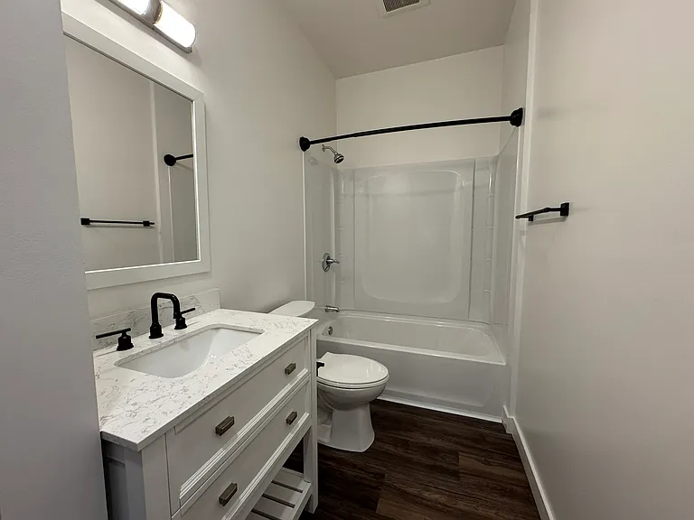 84 Main St #2 — Photo 10