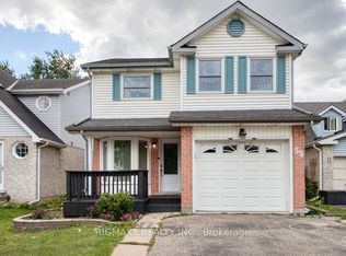 55 Wycliffe Pl, Kitchener, ON N2M 5J7