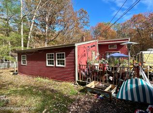 27 Hickory Hills Dr, White Haven, PA 18661