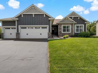 5661 Mount Curve Blvd SE, Prior Lake, MN 55372