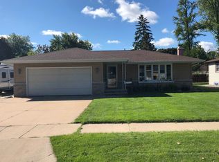 1025 W Parkway Blvd, Appleton, WI 54914