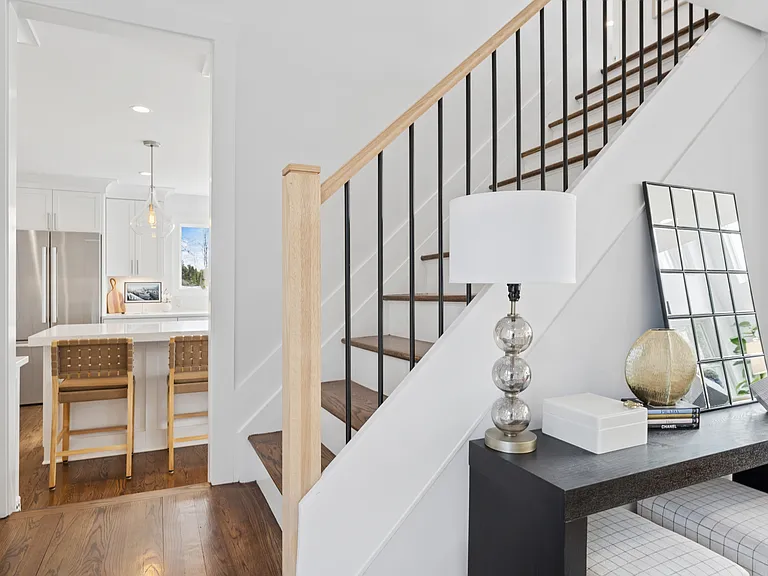 3 Upland Dr — Photo 6
