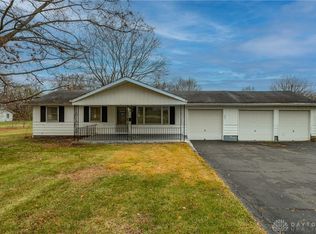 1912 Guenther Rd, Dayton, OH 45417