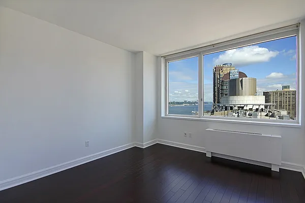 Rented by Corcoran | media 22