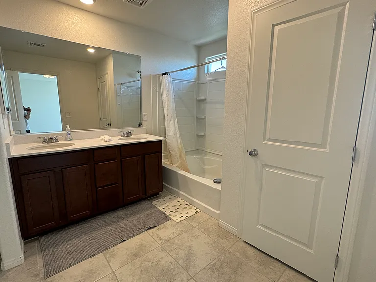 4218 Tarim St — Photo 18