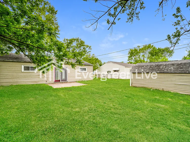 4420 Allen Dr — Photo 15