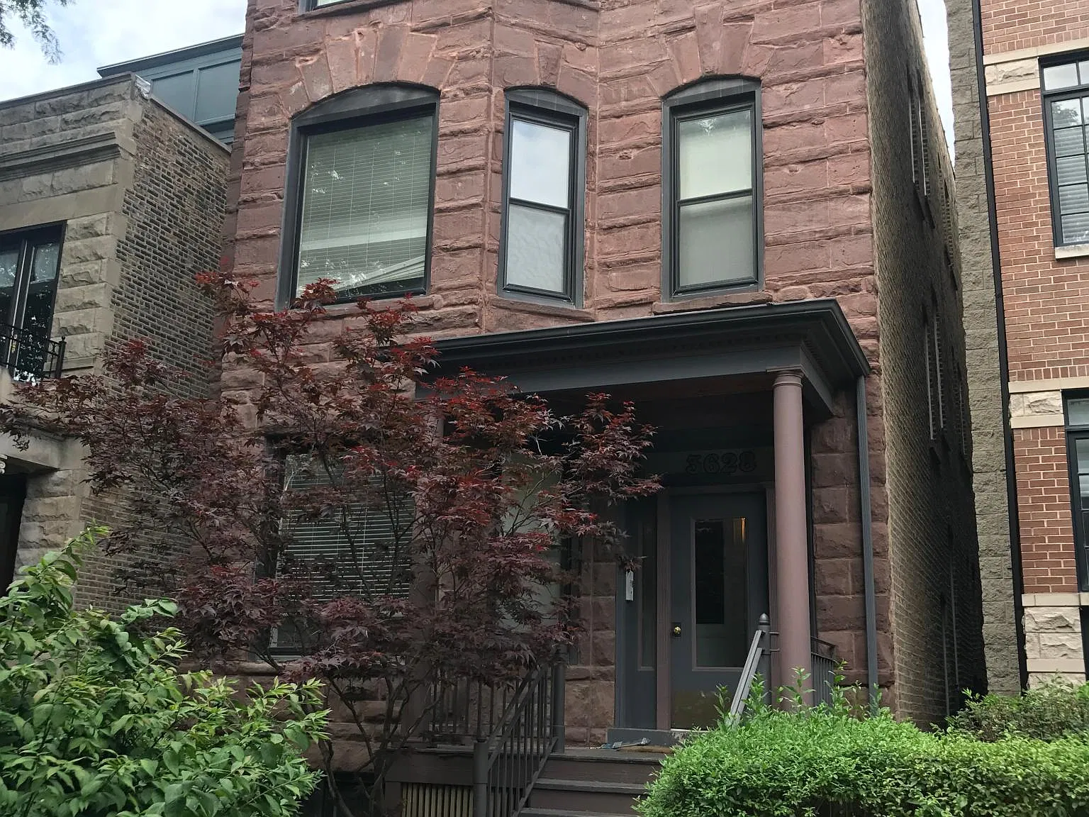 3 bed, 1850 sqft, $4,300 — Photo 1