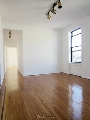 Rented by City Connections Realty | media 1