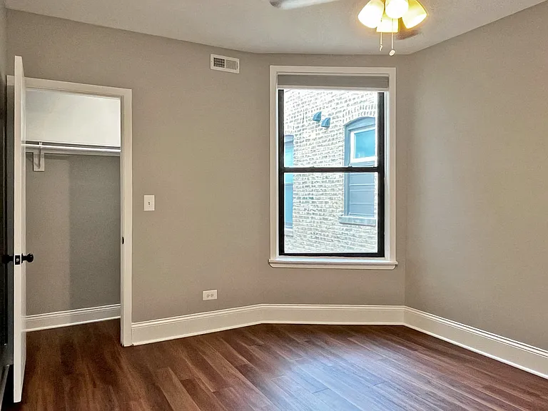 201-209 N. Grove Ave. — Photo 3