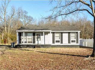 30 Rainbow City Dr, Florence, AL 35633