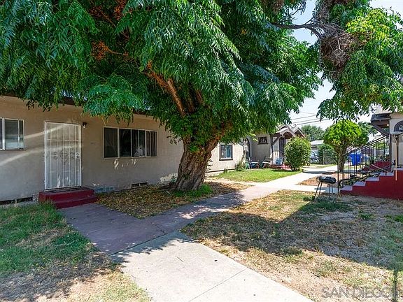 3rd image of 5370-5372 Santa Margarita St