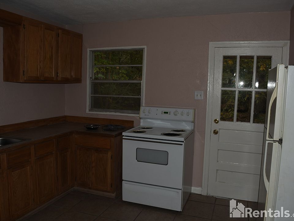 2nd image of 3433 Norwood Ave