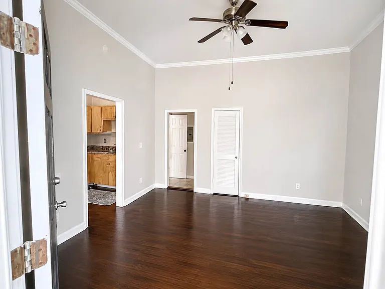 546 Augusta St #2 — Photo 2