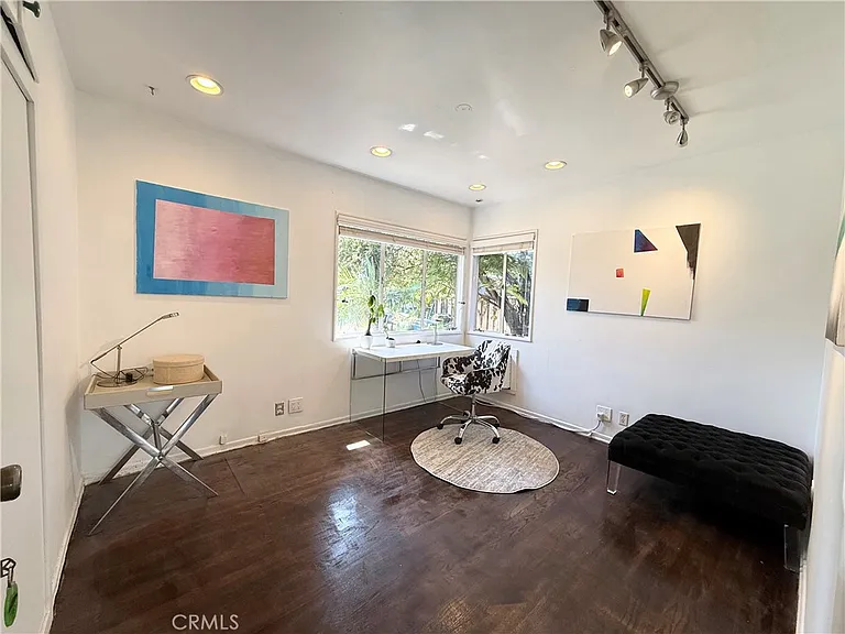 5425 Halbrent Ave — Photo 15