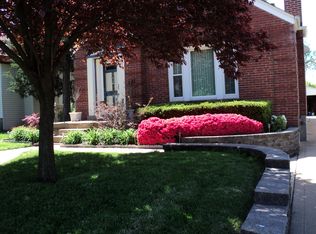 6814 Bradley Ave, Saint Louis, MO 63139