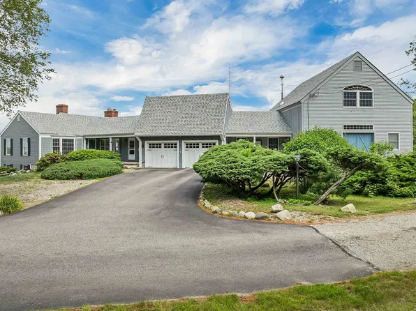 36 Blueberry Hill Road, Wolfeboro, NH 03894