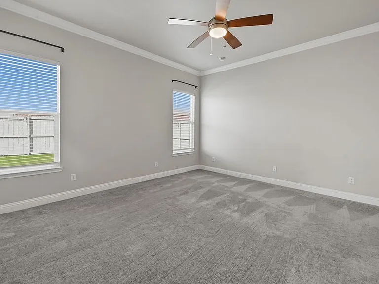 6801 Baron Dr — Photo 32