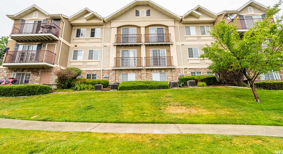 1st image of 147 W Suncrest Ln #12