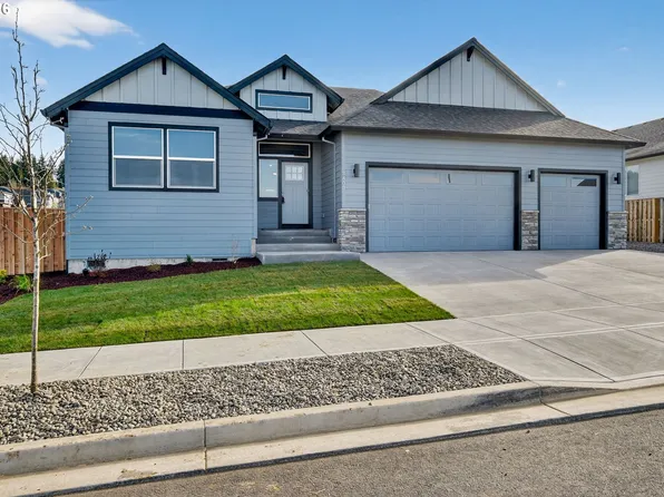 3403 NE Justus Ave #76, Estacada, OR 97023