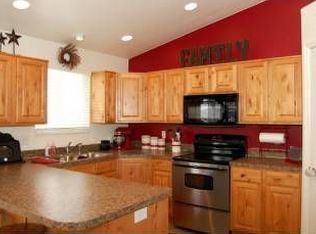 1642 W 600 N, Clinton, UT 84015