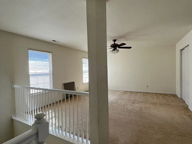 3933 Runey Dr — Photo 17