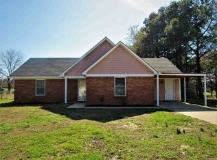 401 Tracy Rd, Millington, TN 38053