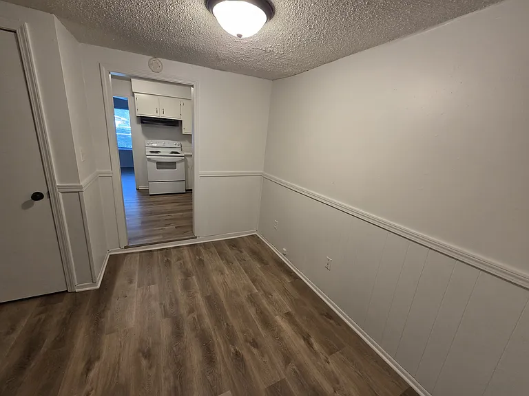 805 Hunt Ave — Photo 7