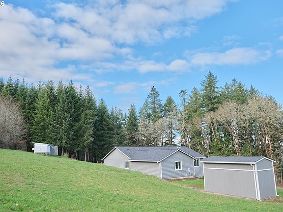 3rd image of 1305 Illihe Rd