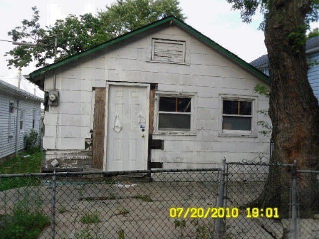 1st image of 78B Edgewater Park #B