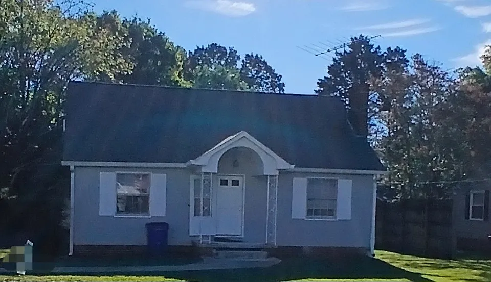 602 Georgetown Rd NW