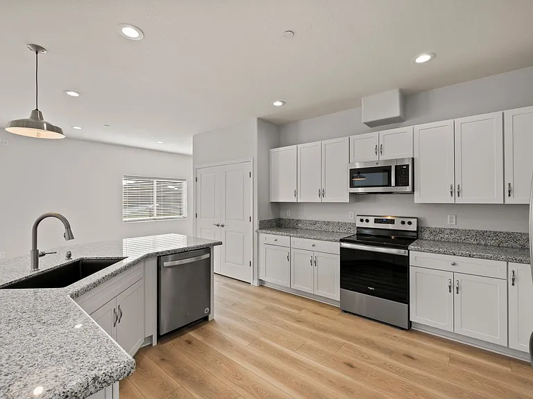 Cala Luxury Apartments — Photo 38