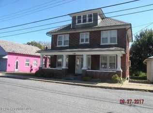 1116 Flory St, Pen Argyl, PA 18072
