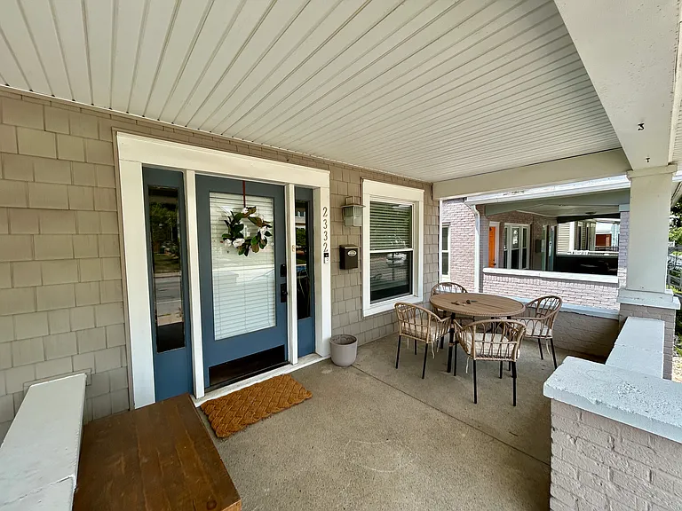 2332 Central Ave — Photo 4