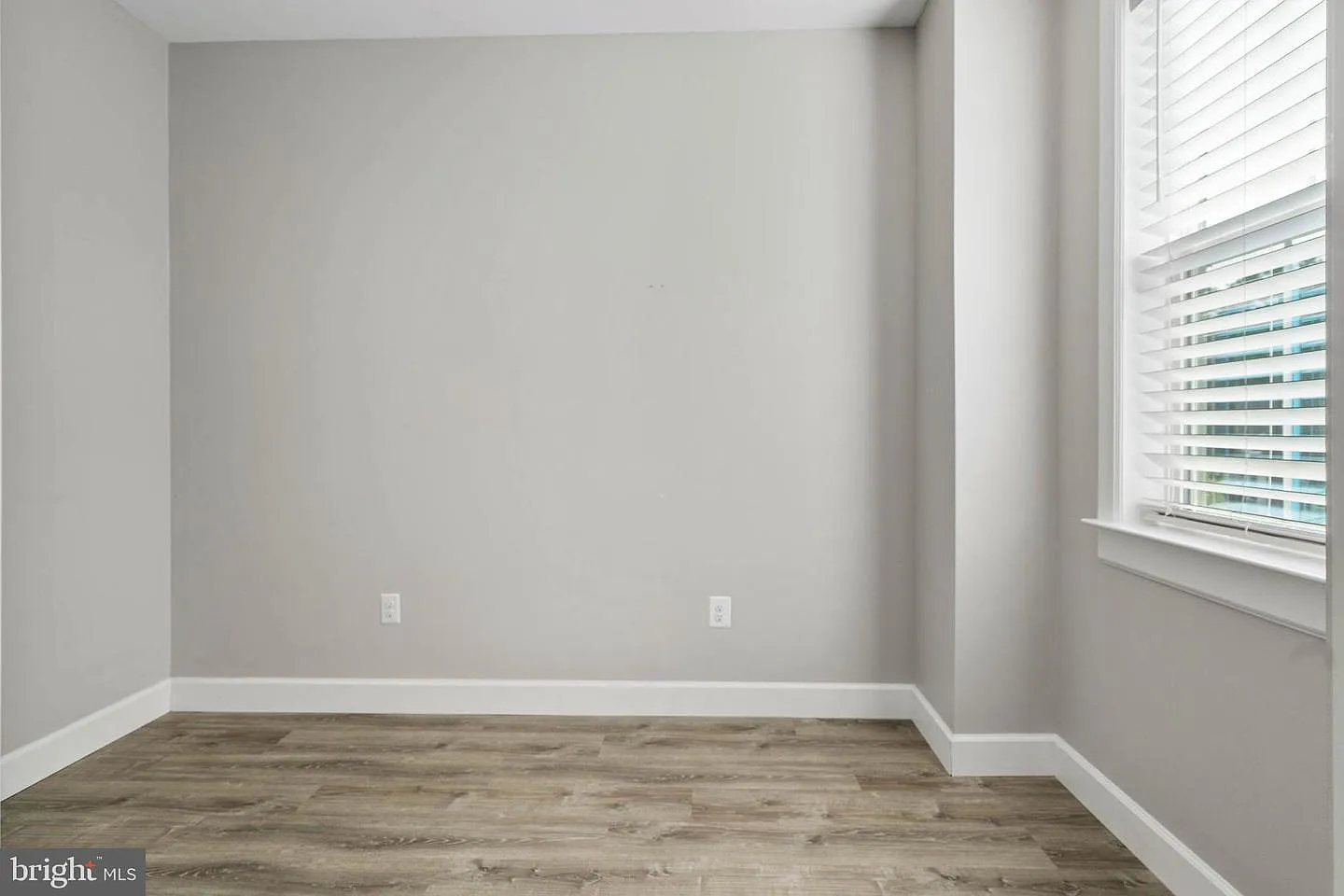 5 bed, 3608 sqft, $3,500 — Photo 3