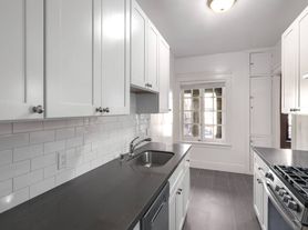 1450 Alice Street (244rc)