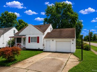 3933 Clairmont St, Flint, MI 48532