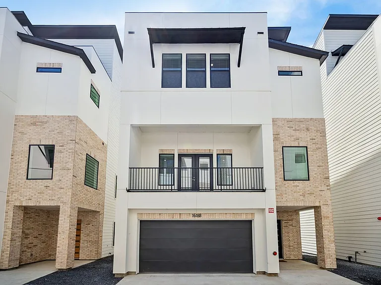 1618 Ojeman Rd #C — Photo 1