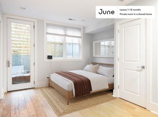 304 M St NW #1-B, Washington, DC 20001