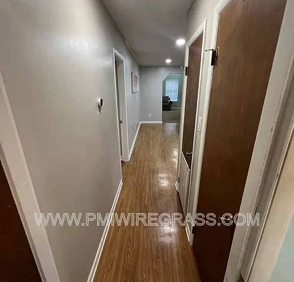59 Andrews Dr — Photo 29