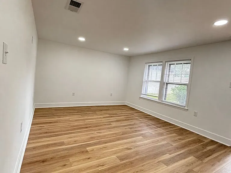 206 King Rd — Photo 14