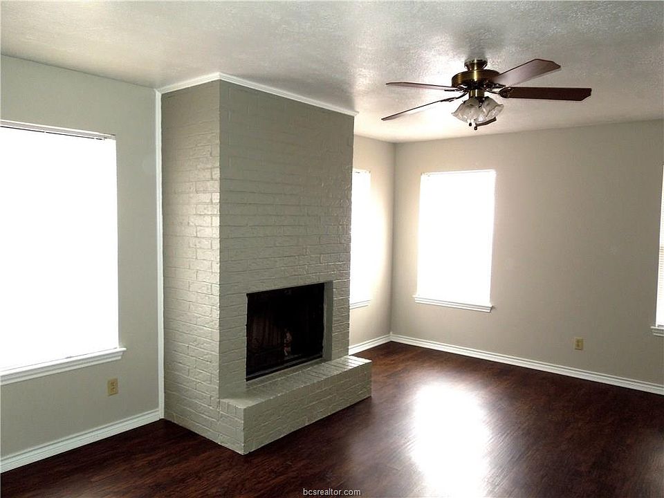 2809 Broadmoor Dr, Bryan, TX 77802 Zillow