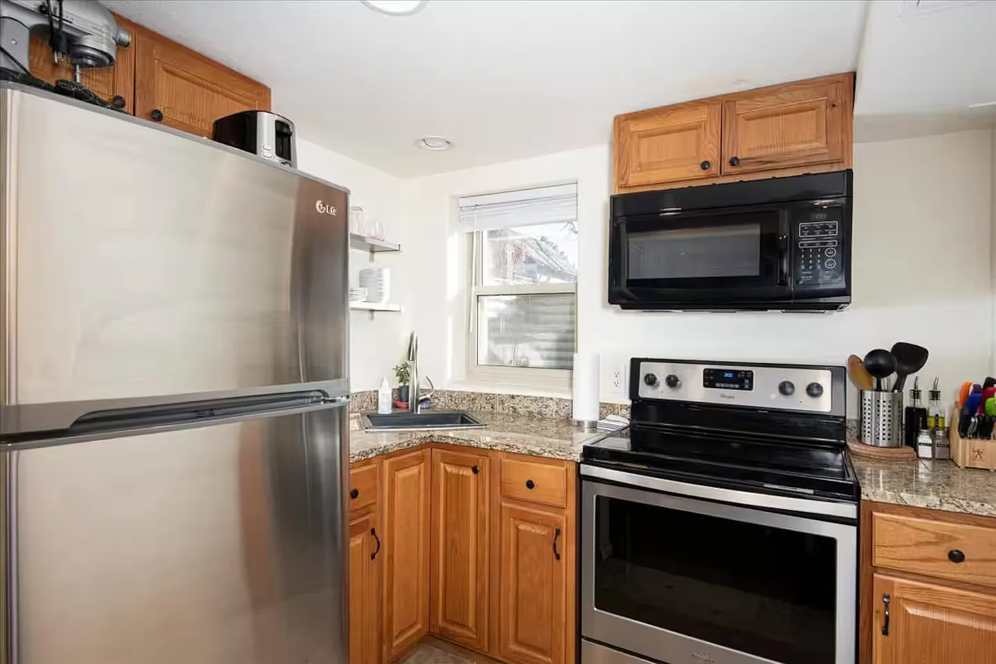 1 bed, 550 sqft, $1,800 — Photo 3