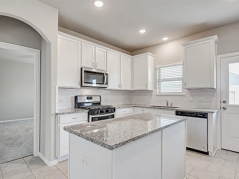 31322 Spotted Saddle Hollow Ln — Photo 8