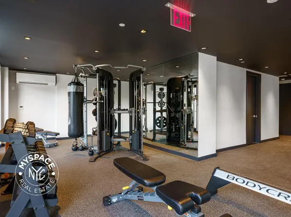 1499 Bedford Avenue image 24 of 35