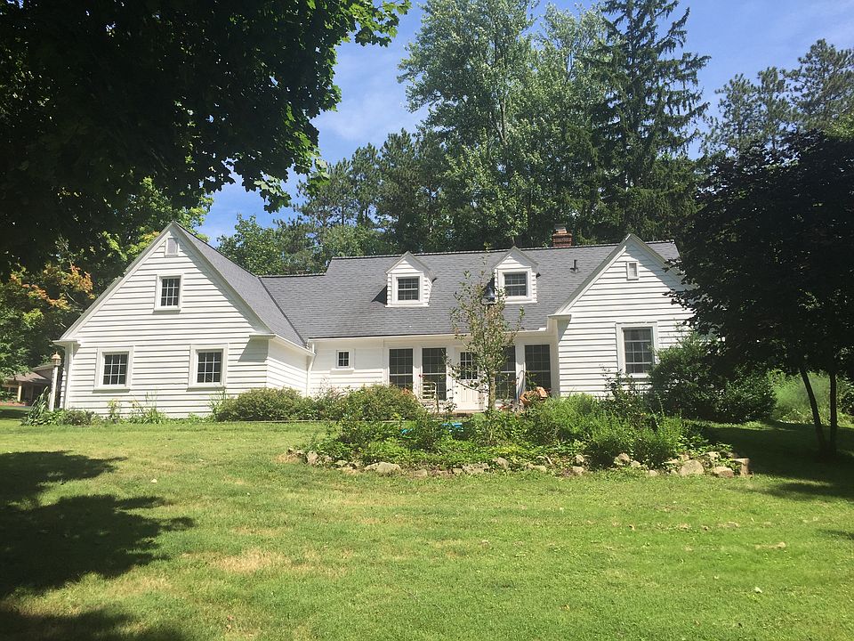 1st image of 17085 Overlook Dr