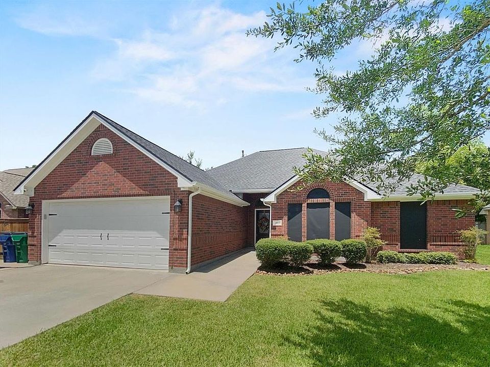 1st image of 203 Audubon Woods Ct