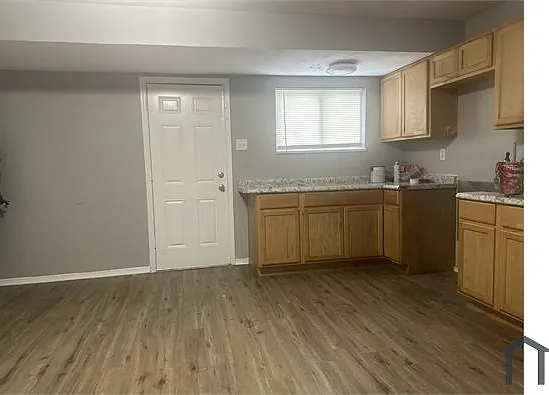 214 Ben Nevis Rd — Photo 12