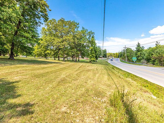 3rd image of 381 S Wildwood Drive