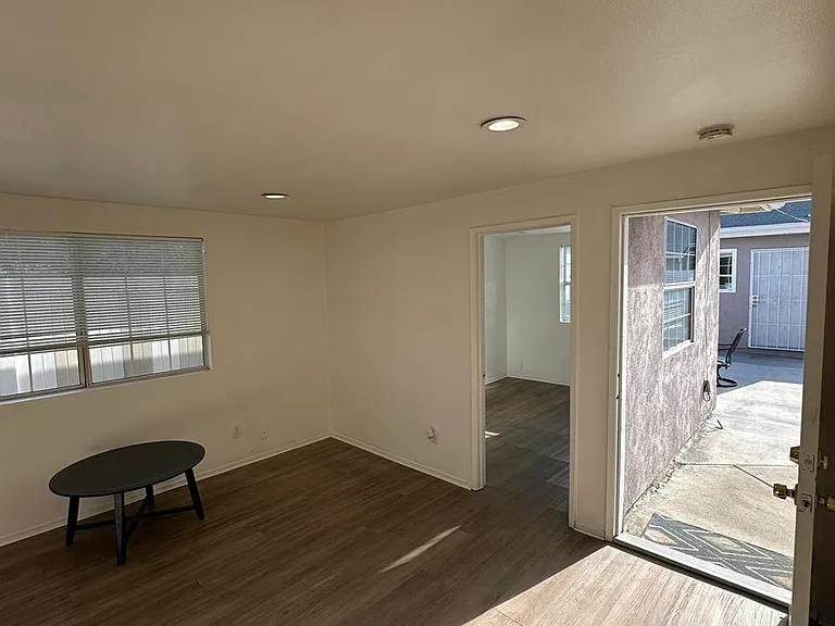 7705 Kraft Ave — Photo 8