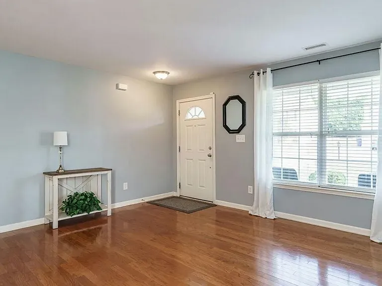 116 Willow Ridge Dr — Photo 3